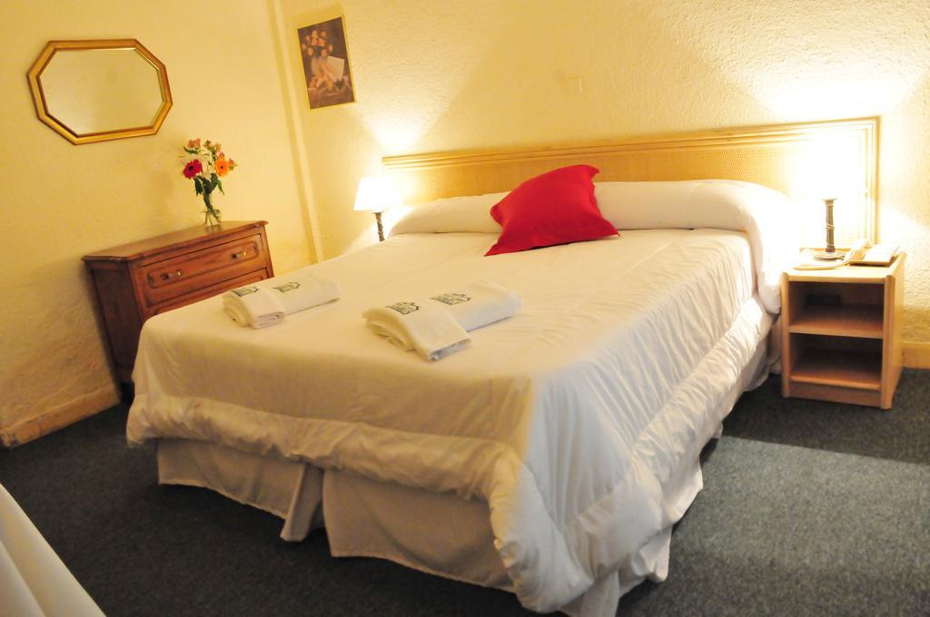 Hotel Casino Carmelo Zimmer foto